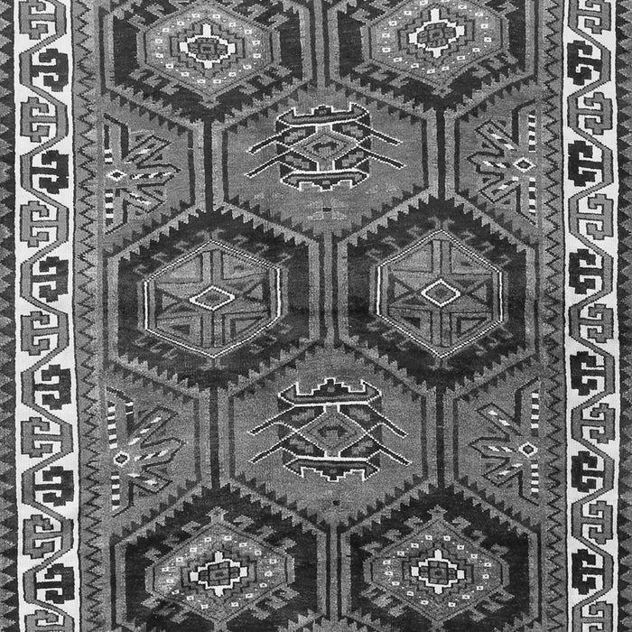 Serging Thickness of Machine Washable Persian Gray Traditional Rug, wshtr2828gry