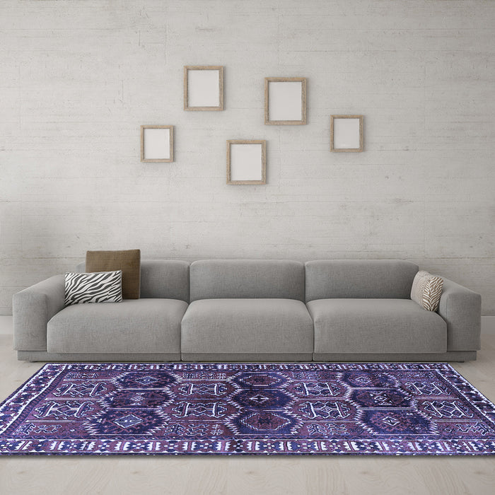 Machine Washable Persian Blue Traditional Rug in a Living Room, wshtr2831blu