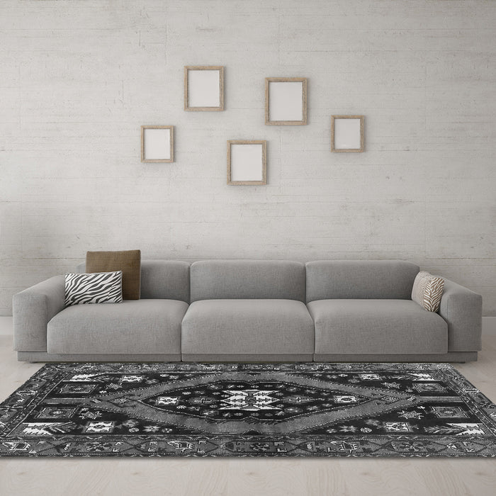 Machine Washable Persian Gray Traditional Rug in a Living Room,, wshtr2841gry