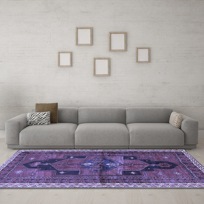 Machine Washable Persian Blue Traditional Rug in a Living Room, wshtr2842blu