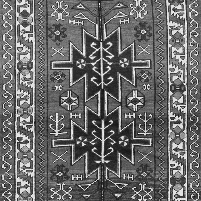 Serging Thickness of Machine Washable Persian Gray Traditional Rug, wshtr2845gry