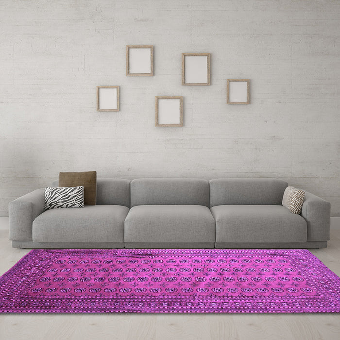 Machine Washable Persian Purple Traditional Area Rugs in a Living Room, wshtr284pur