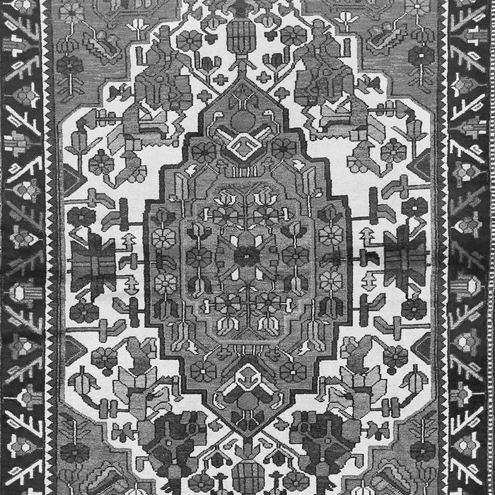Serging Thickness of Machine Washable Persian Gray Traditional Rug, wshtr2851gry