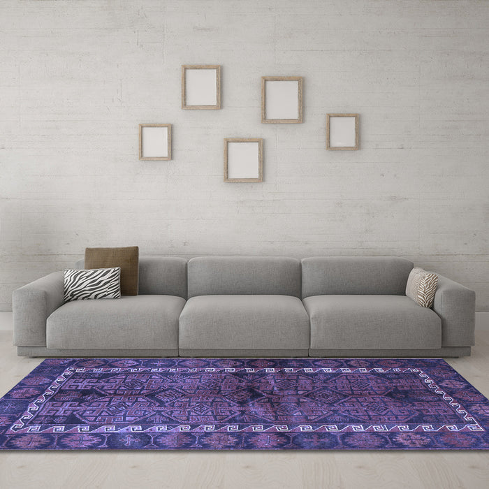 Machine Washable Persian Blue Traditional Rug in a Living Room, wshtr2852blu