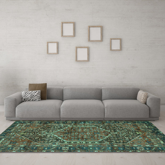 Machine Washable Persian Turquoise Traditional Area Rugs in a Living Room,, wshtr2862turq
