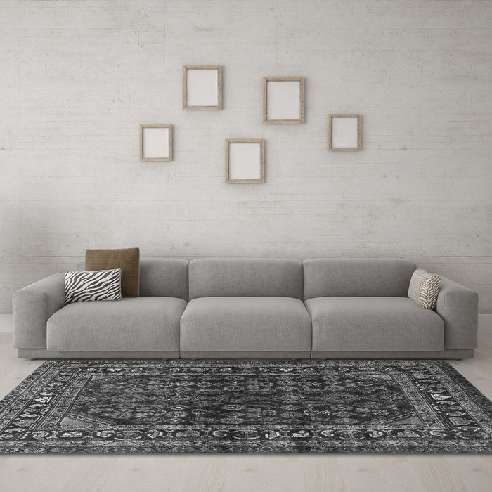 Machine Washable Persian Gray Traditional Rug in a Living Room,, wshtr2866gry