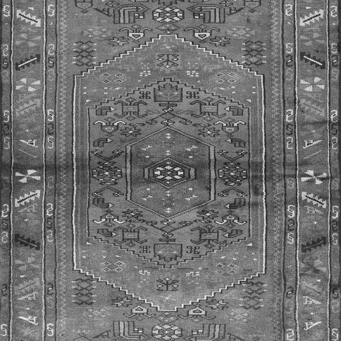 Serging Thickness of Machine Washable Persian Gray Traditional Rug, wshtr2867gry