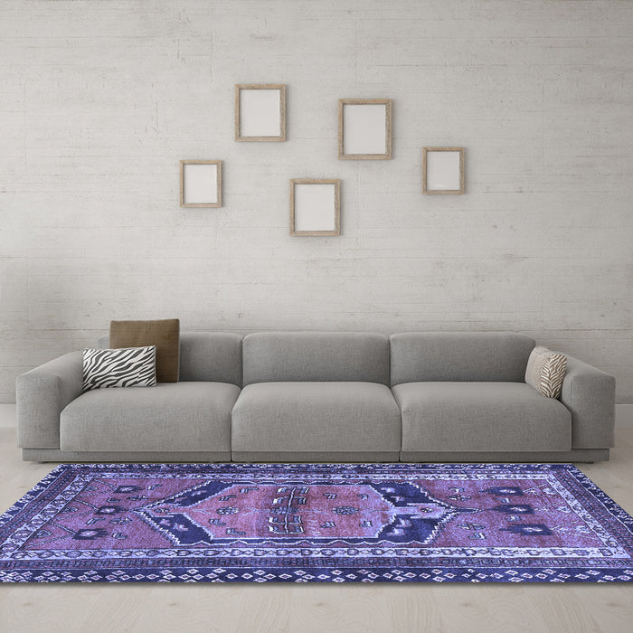 Machine Washable Persian Blue Traditional Rug in a Living Room, wshtr2868blu