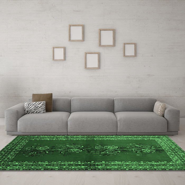 Machine Washable Persian Emerald Green Traditional Area Rugs in a Living Room,, wshtr286emgrn