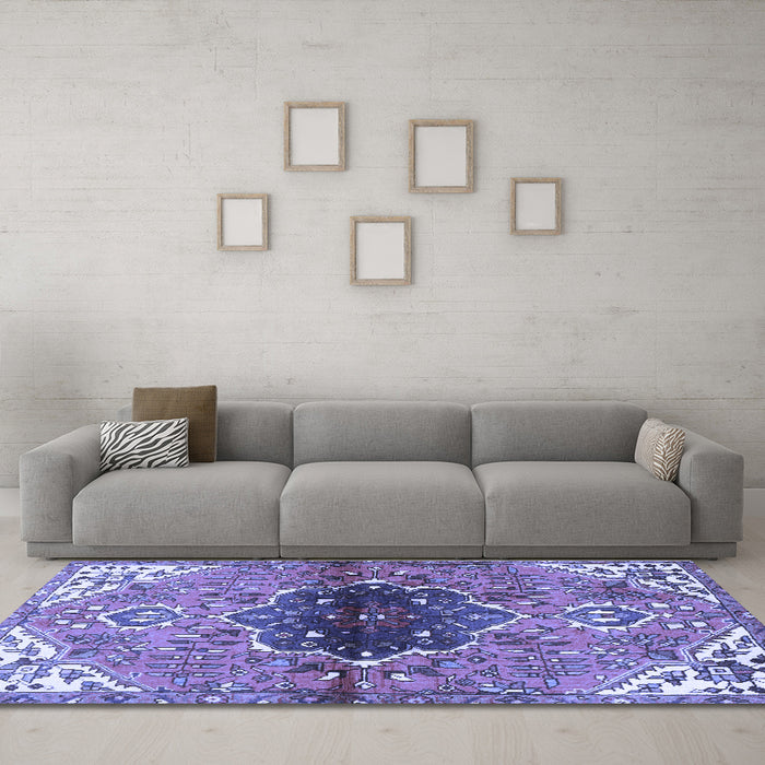 Machine Washable Persian Blue Traditional Rug in a Living Room, wshtr2871blu