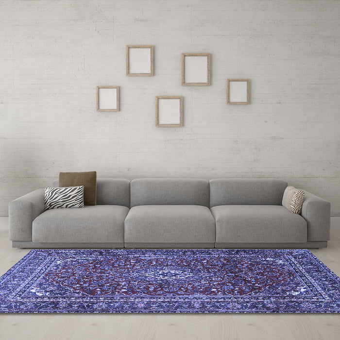 Machine Washable Persian Blue Traditional Rug in a Living Room, wshtr2872blu