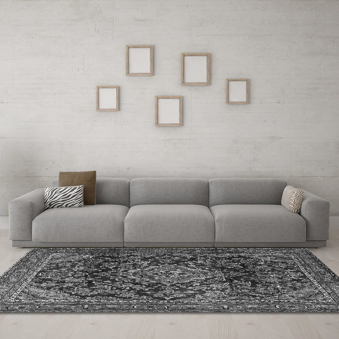 Machine Washable Persian Gray Traditional Rug in a Living Room,, wshtr2873gry