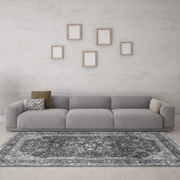 Machine Washable Persian Gray Traditional Rug in a Living Room,, wshtr2877gry