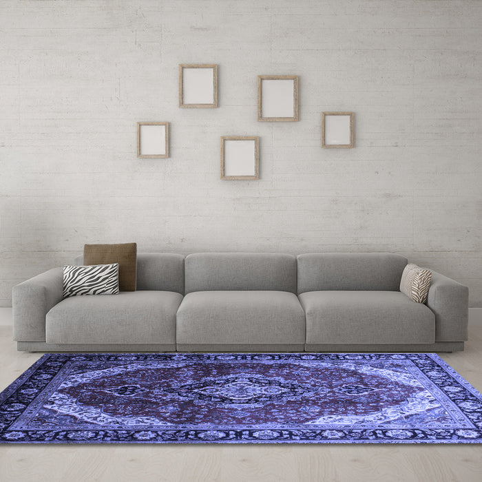 Machine Washable Persian Blue Traditional Rug in a Living Room, wshtr287blu