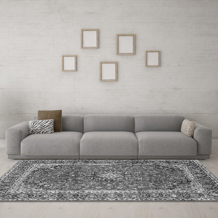 Machine Washable Persian Gray Traditional Rug in a Living Room,, wshtr2885gry