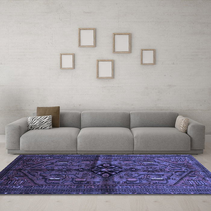 Machine Washable Persian Blue Traditional Rug in a Living Room, wshtr288blu