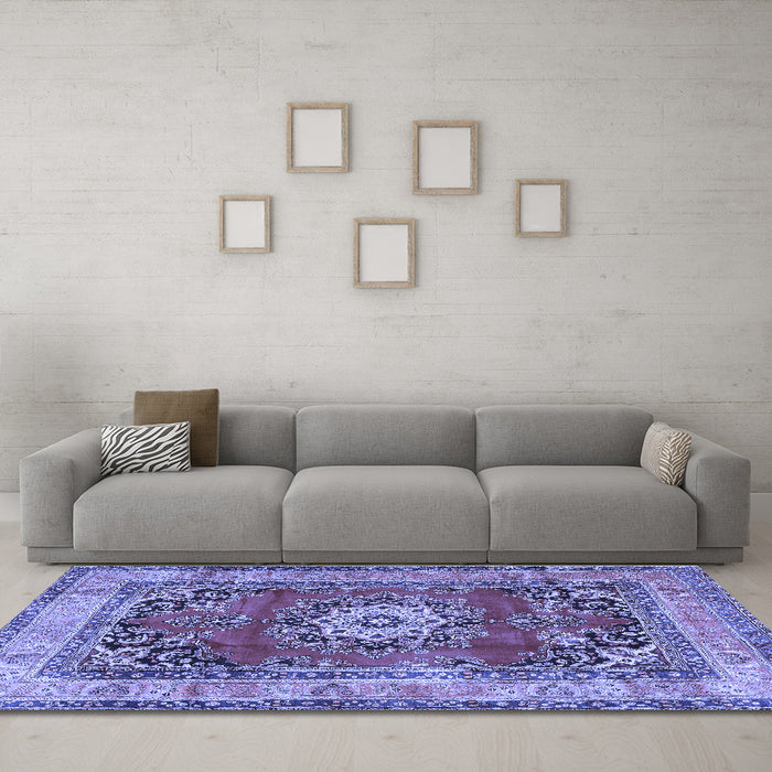Machine Washable Medallion Blue Traditional Rug in a Living Room, wshtr2892blu