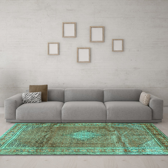Machine Washable Persian Turquoise Traditional Area Rugs in a Living Room,, wshtr2898turq