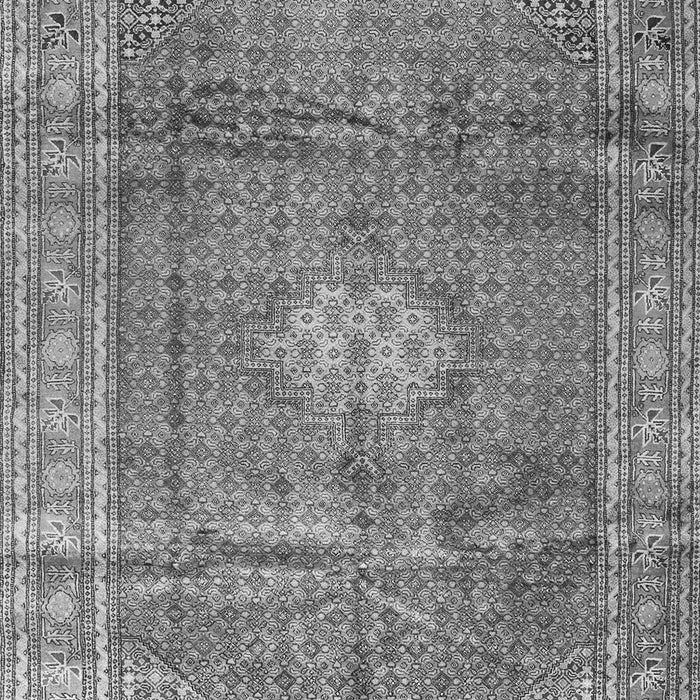 Serging Thickness of Machine Washable Persian Gray Traditional Rug, wshtr2898gry