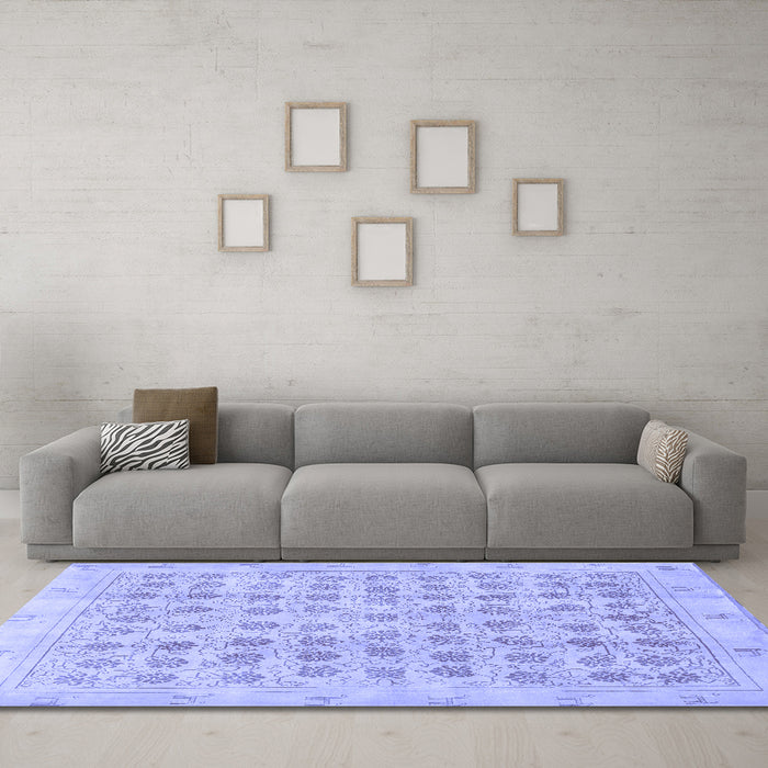 Machine Washable Persian Blue Traditional Rug in a Living Room, wshtr289blu