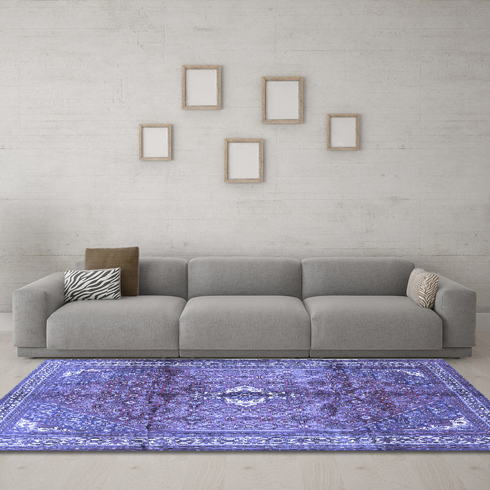 Machine Washable Persian Blue Traditional Rug in a Living Room, wshtr2901blu