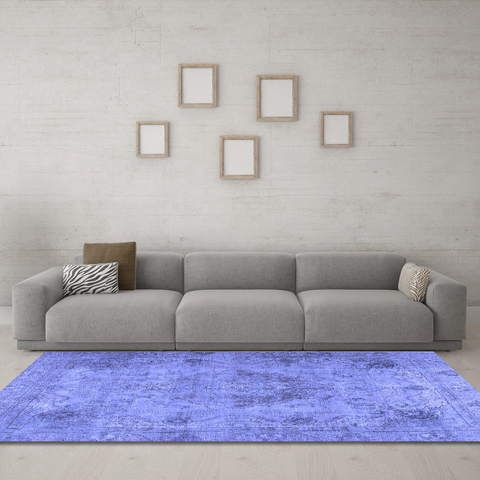 Machine Washable Persian Blue Traditional Rug in a Living Room, wshtr2903blu