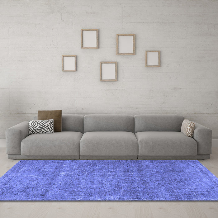 Machine Washable Persian Blue Traditional Rug in a Living Room, wshtr2905blu