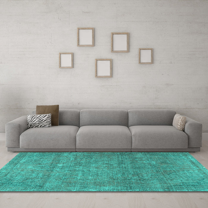 Machine Washable Persian Turquoise Traditional Area Rugs in a Living Room,, wshtr2905turq
