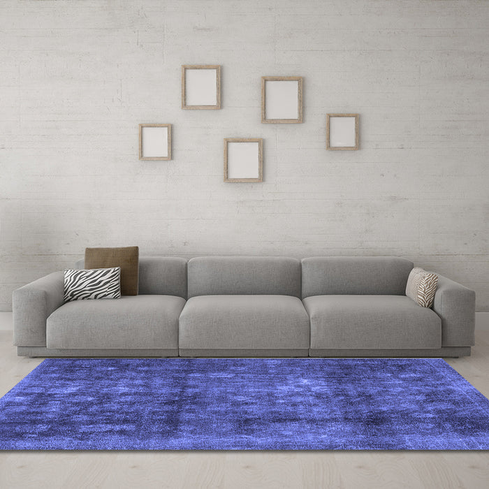 Machine Washable Persian Blue Traditional Rug in a Living Room, wshtr2906blu