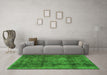 Machine Washable Persian Green Traditional Area Rugs in a Living Room,, wshtr2906grn