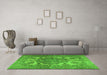 Machine Washable Persian Green Traditional Area Rugs in a Living Room,, wshtr2909grn