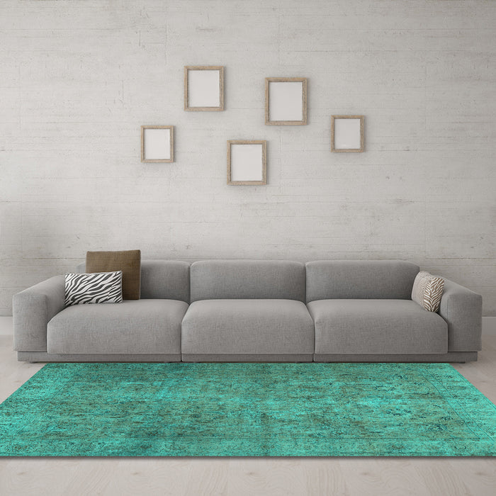 Machine Washable Persian Turquoise Traditional Area Rugs in a Living Room,, wshtr2911turq