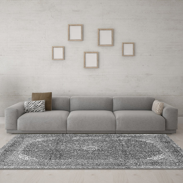 Machine Washable Medallion Gray Traditional Rug in a Living Room,, wshtr2915gry