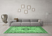 Machine Washable Medallion Emerald Green Traditional Area Rugs in a Living Room,, wshtr2918emgrn