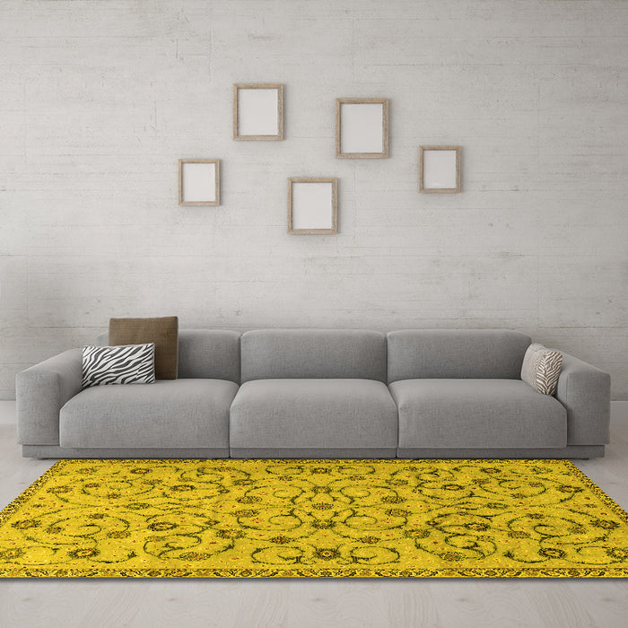 Machine Washable Persian Yellow Traditional Rug in a Living Room, wshtr2923yw