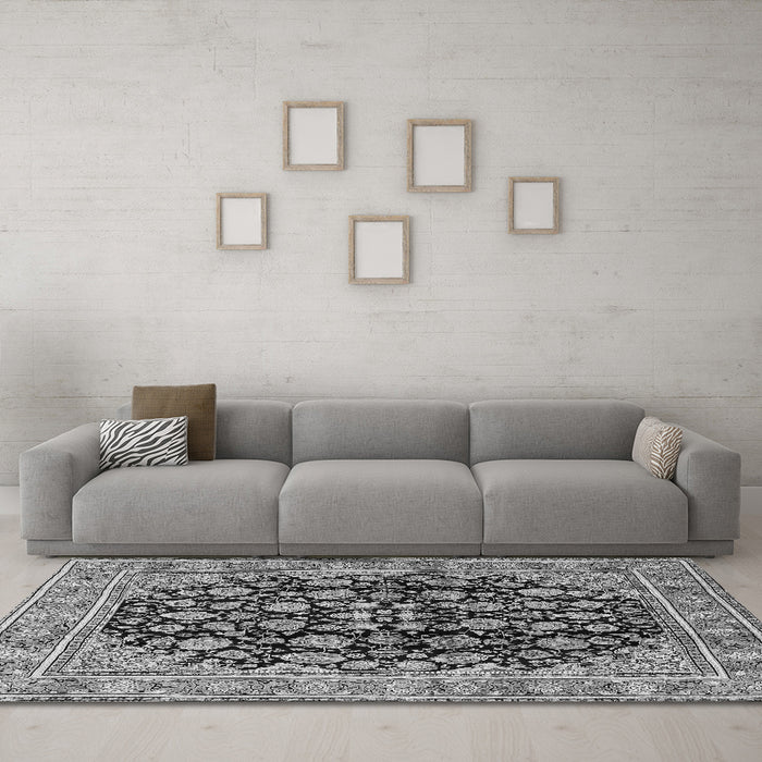 Machine Washable Persian Gray Traditional Rug in a Living Room,, wshtr2924gry