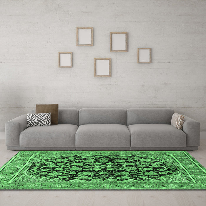 Machine Washable Persian Emerald Green Traditional Area Rugs in a Living Room,, wshtr2924emgrn