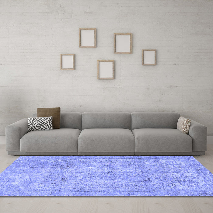 Machine Washable Persian Blue Traditional Rug in a Living Room, wshtr2929blu