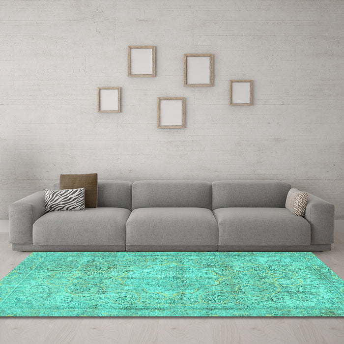 Machine Washable Persian Turquoise Traditional Area Rugs in a Living Room,, wshtr2929turq