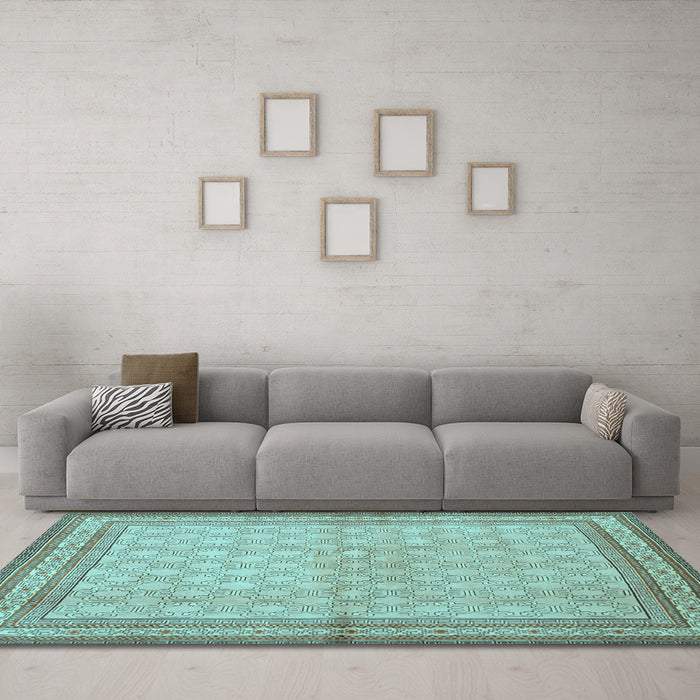 Machine Washable Persian Light Blue Traditional Rug in a Living Room, wshtr292lblu