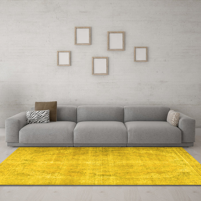 Machine Washable Persian Yellow Traditional Rug in a Living Room, wshtr2933yw