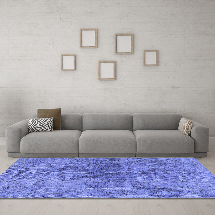 Machine Washable Persian Blue Traditional Rug in a Living Room, wshtr2934blu
