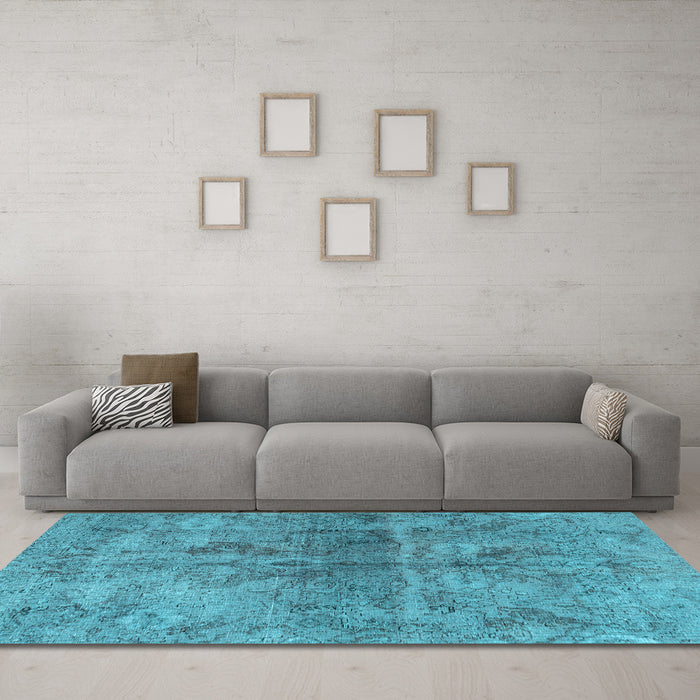 Machine Washable Persian Light Blue Traditional Rug in a Living Room, wshtr2934lblu