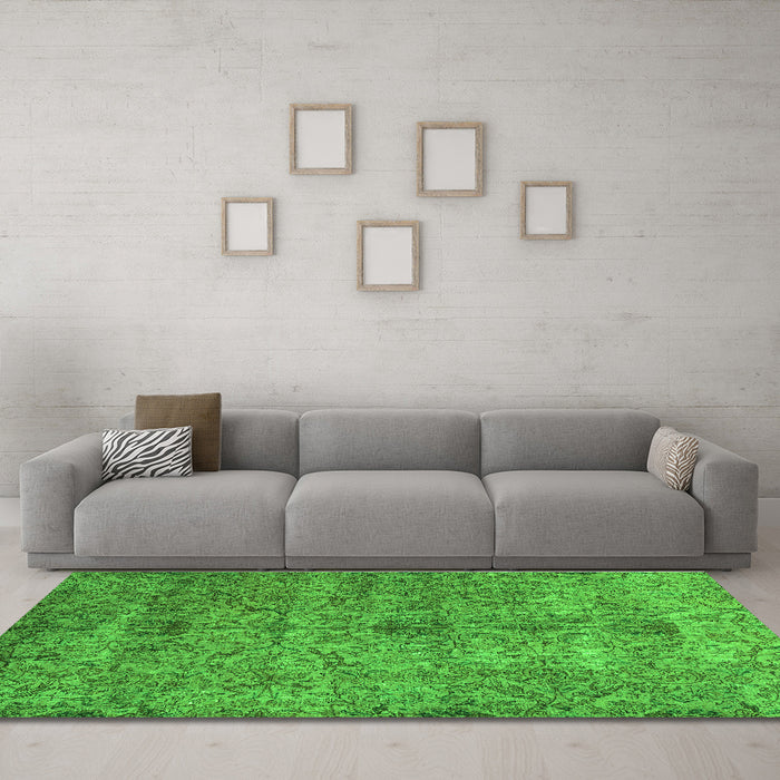 Machine Washable Persian Green Traditional Area Rugs in a Living Room,, wshtr2935grn