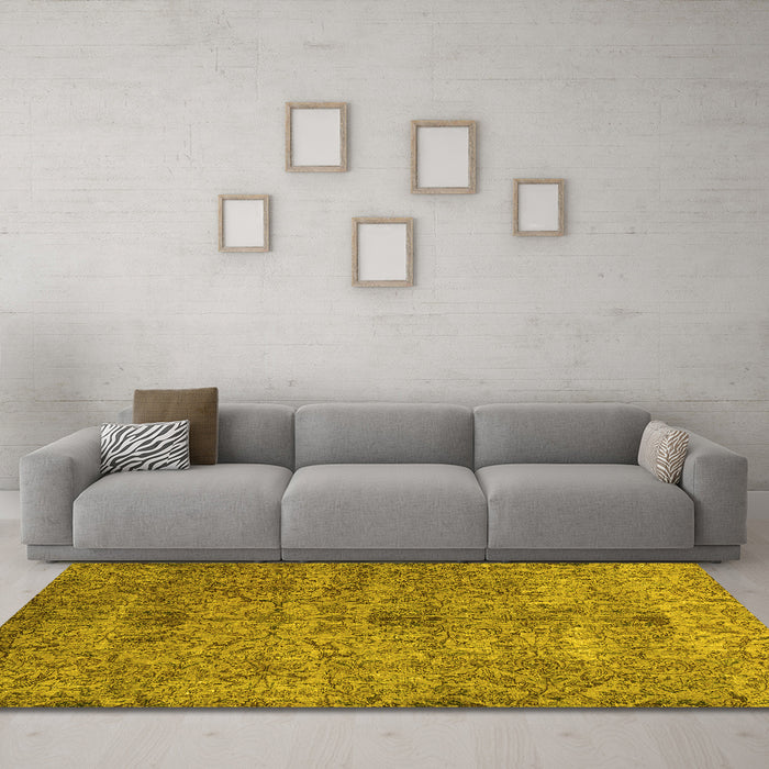 Machine Washable Persian Yellow Traditional Rug in a Living Room, wshtr2935yw
