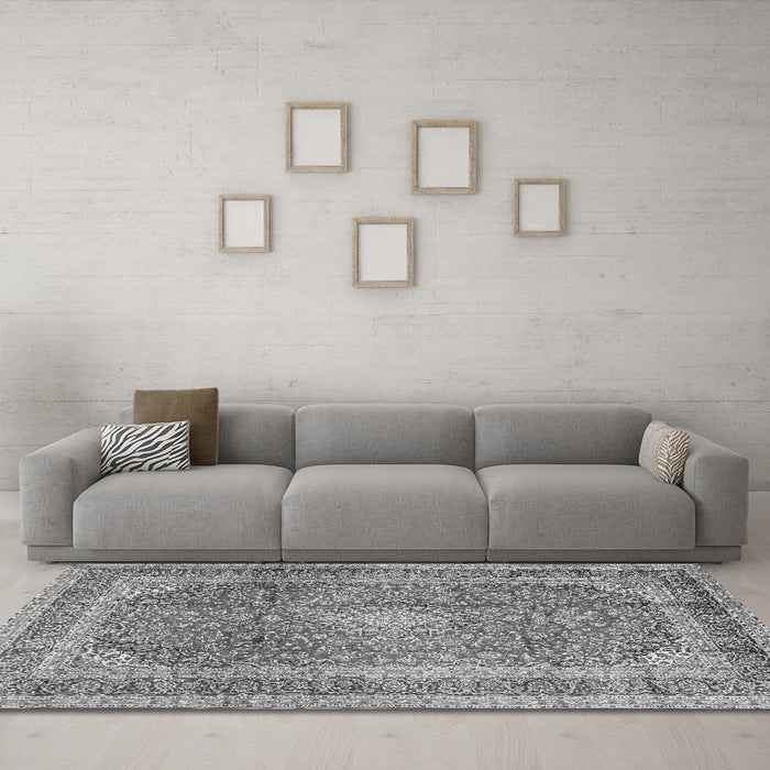 Machine Washable Medallion Gray Traditional Rug in a Living Room,, wshtr2936gry