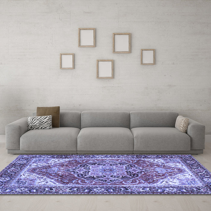Machine Washable Persian Blue Traditional Rug in a Living Room, wshtr2939blu