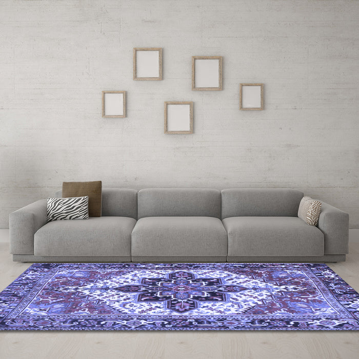 Machine Washable Persian Blue Traditional Rug in a Living Room, wshtr2940blu