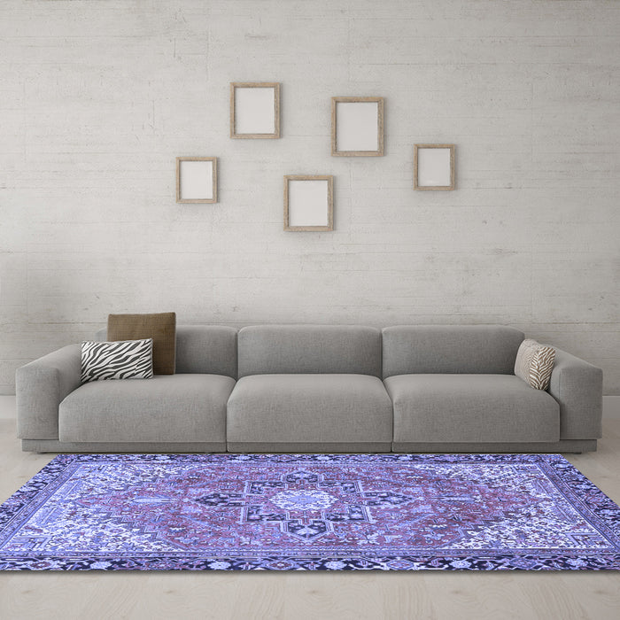 Machine Washable Persian Blue Traditional Rug in a Living Room, wshtr2941blu