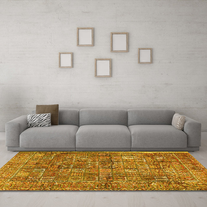 Machine Washable Persian Yellow Traditional Rug in a Living Room, wshtr2944yw